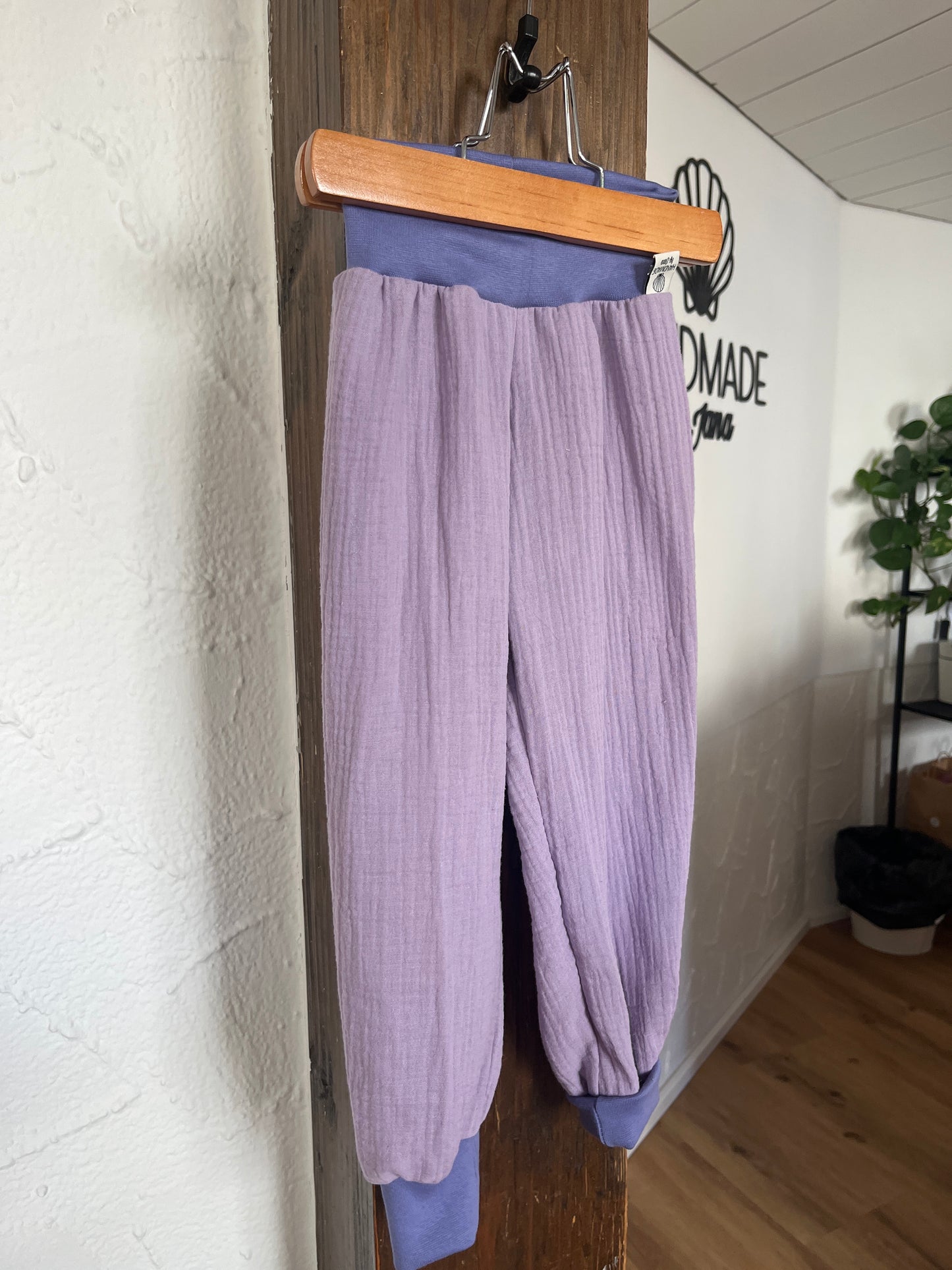 Pumphose 98/104 Musselin lila
