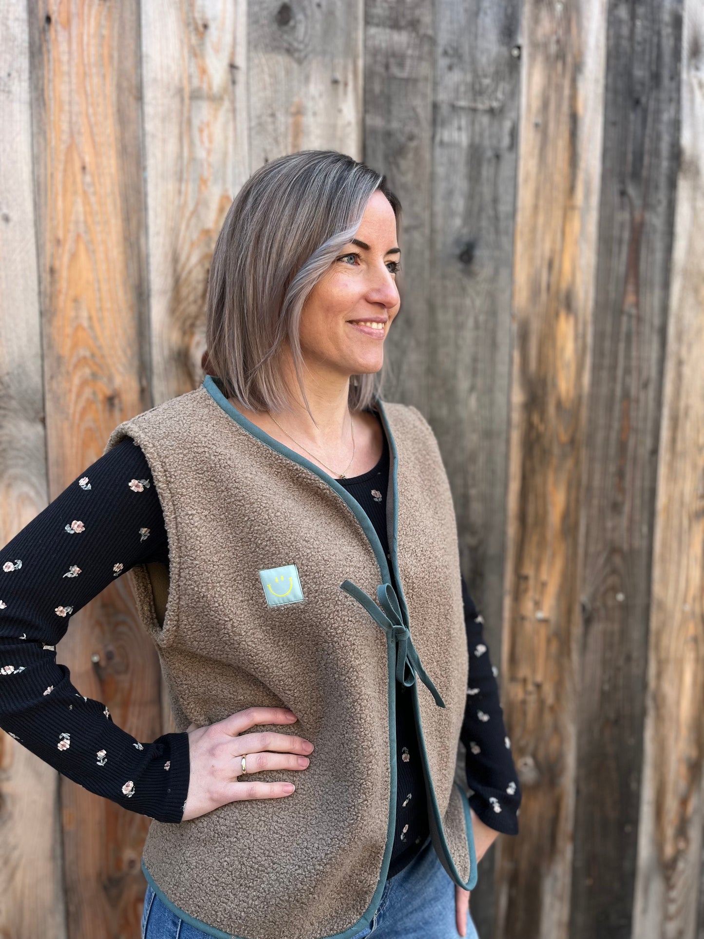 Oversize Weste Größe S braun/mint-grün