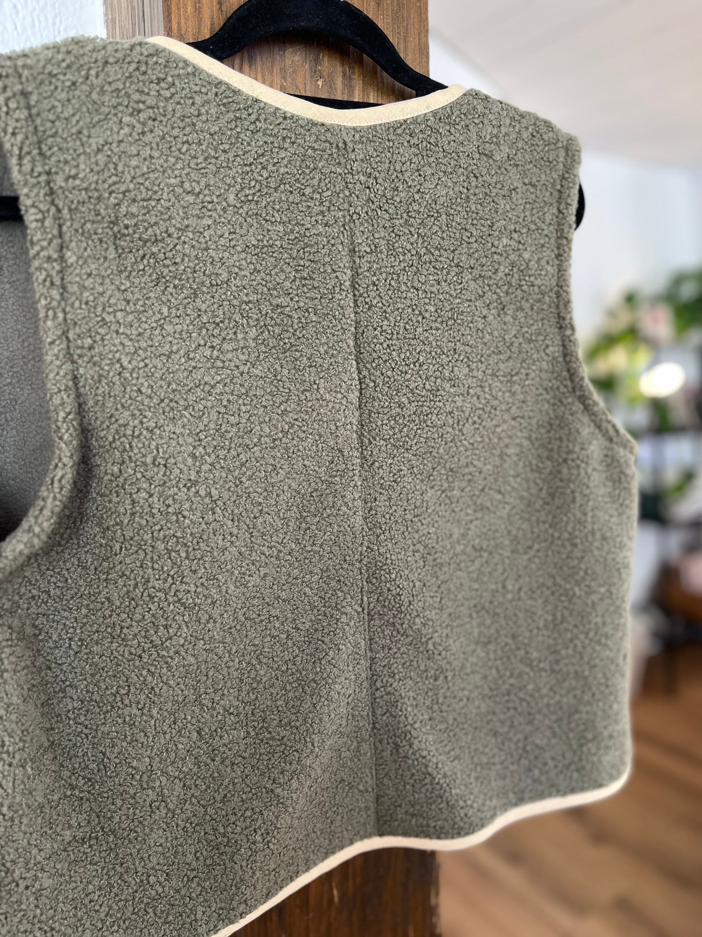 Oversize Weste Größe S Olive