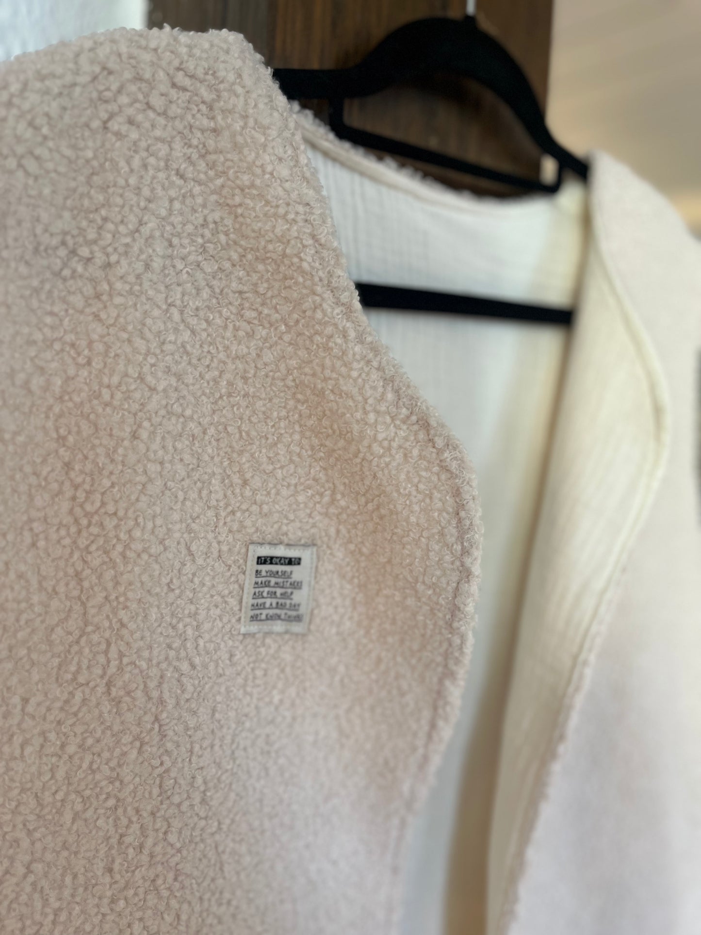 Oversize Weste Größe M crem hell