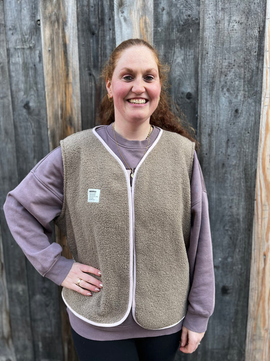 Oversize Weste Größe XL beige