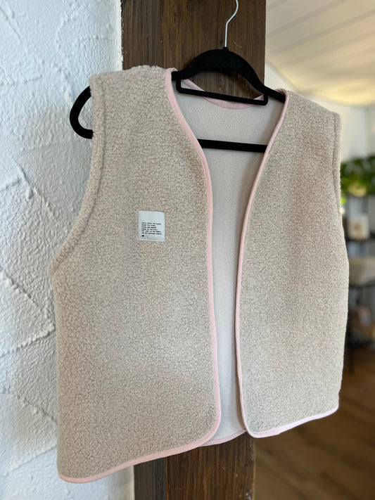 Oversize Weste Größe S crem