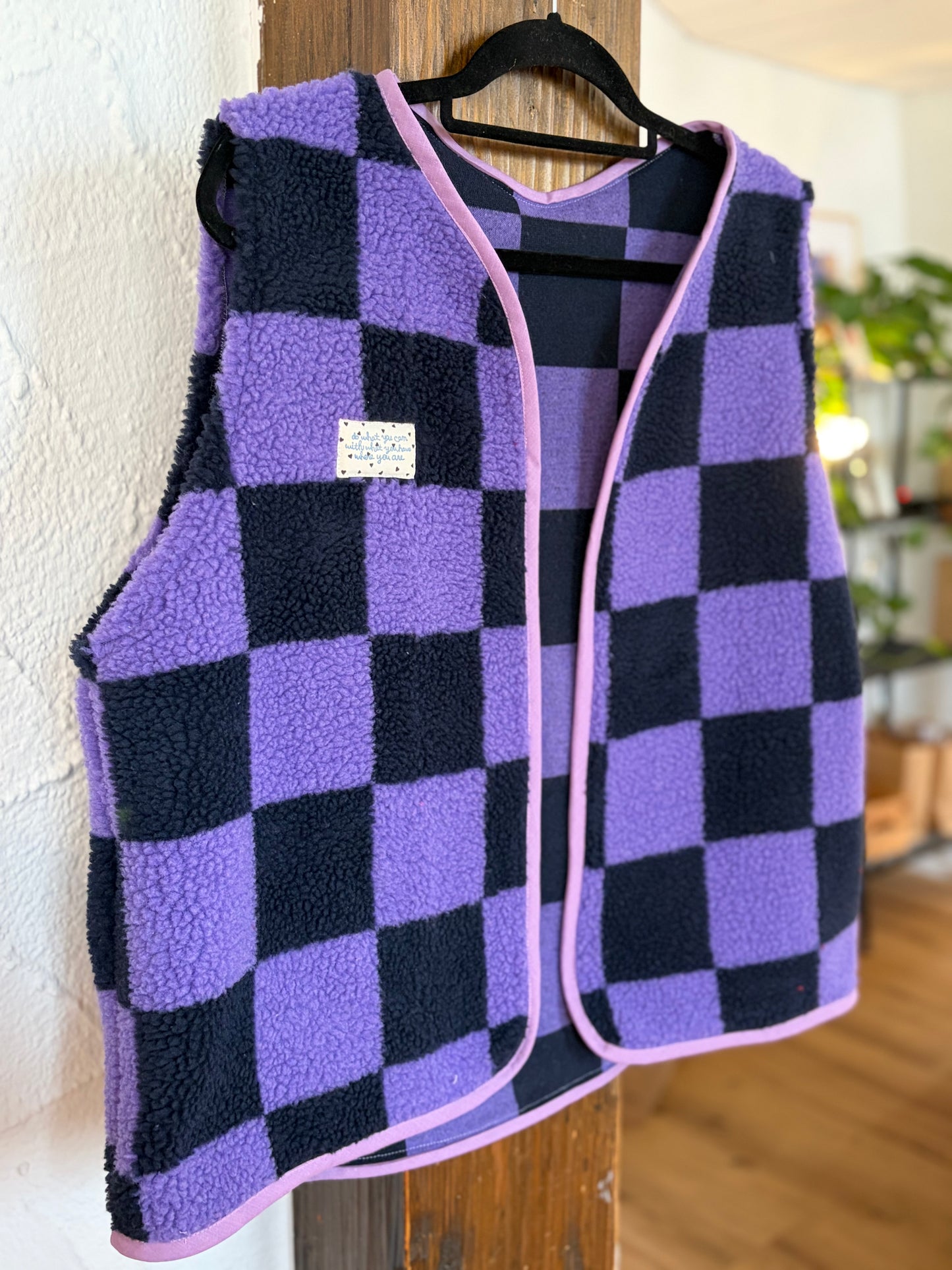 Oversize Weste Größe L lila/Karo
