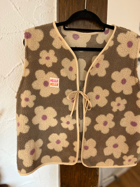 Oversize Weste Größe S Blümchen